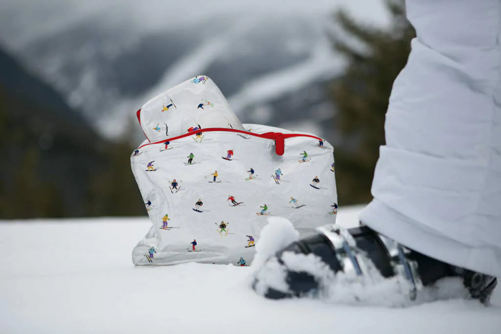 HiLove Set of Two - Organizational Packs - Dancing Skiers